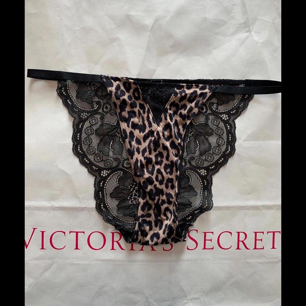 NWT Victoria's Secret Panty Size Medium